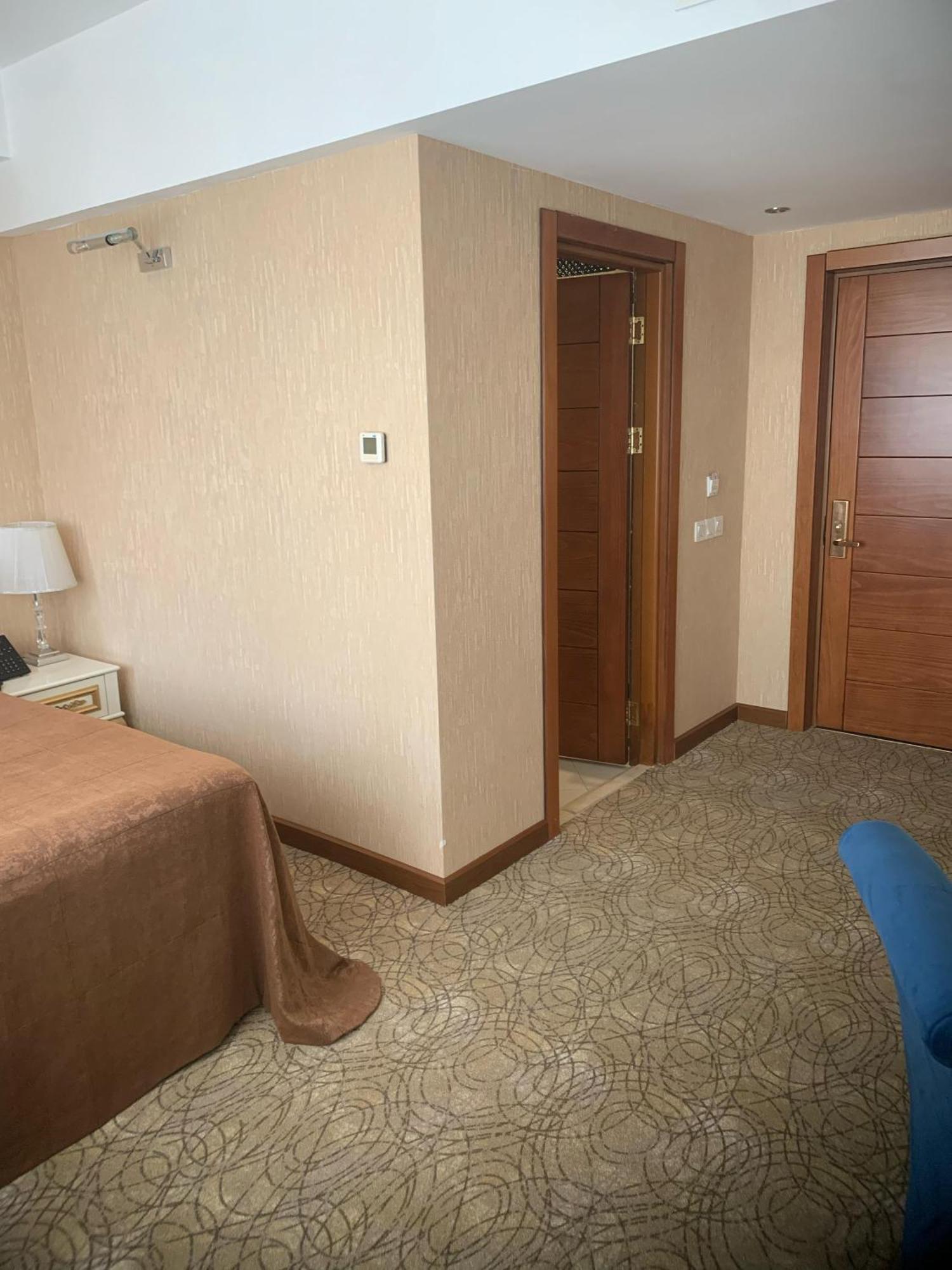 Khazri Hotel Shafran ภายนอก รูปภาพ